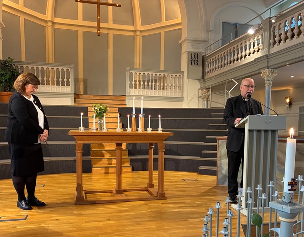 Finstämd Allhelgona