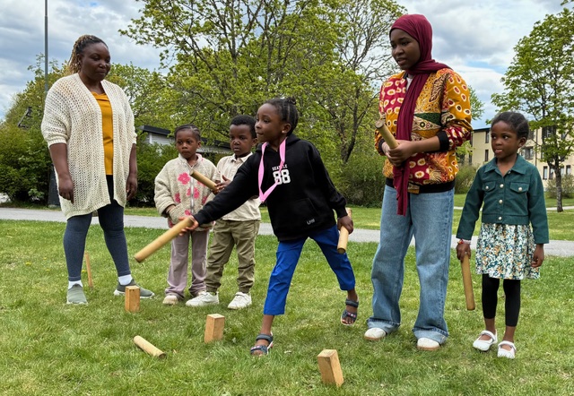 Söndagsskolfest med korv och kubb